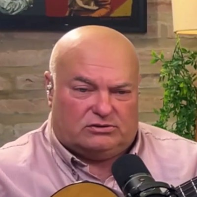 Héctor, el Carpintero Cantor