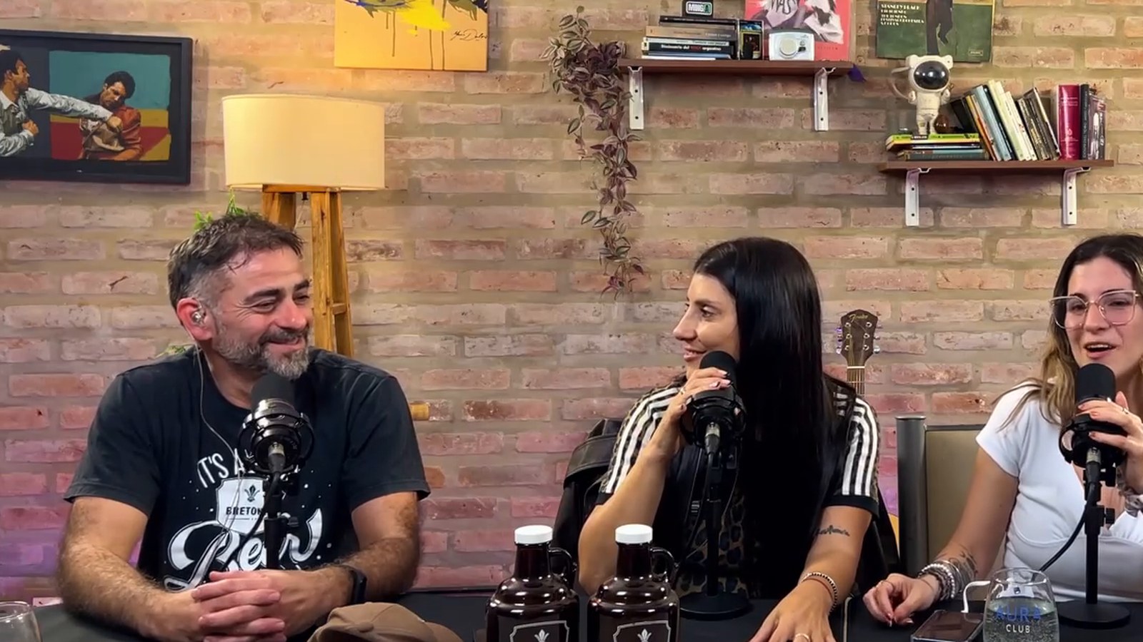 Alexis, de Cerveza Bretonia, en la mesa de Sin Filtro y Sin Culpas.