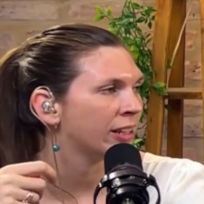 May Holística